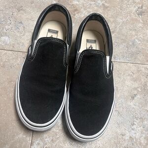 Vans classic slip ons, wide, size 9 women